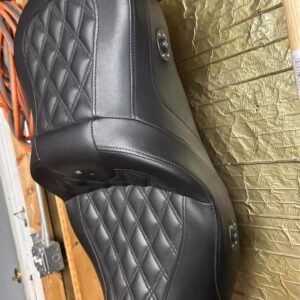 Saddlemen Road Sofa Heated Driver & Passenger Seat (Like New condition)