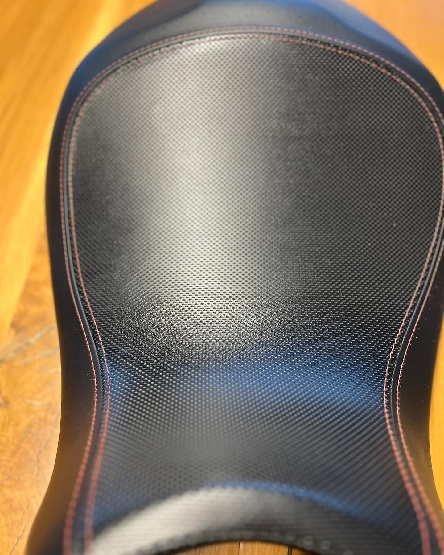 Ducati Performance Low Rider Seat –20mm | Fits Hypermotard / Monster Models - Image 3