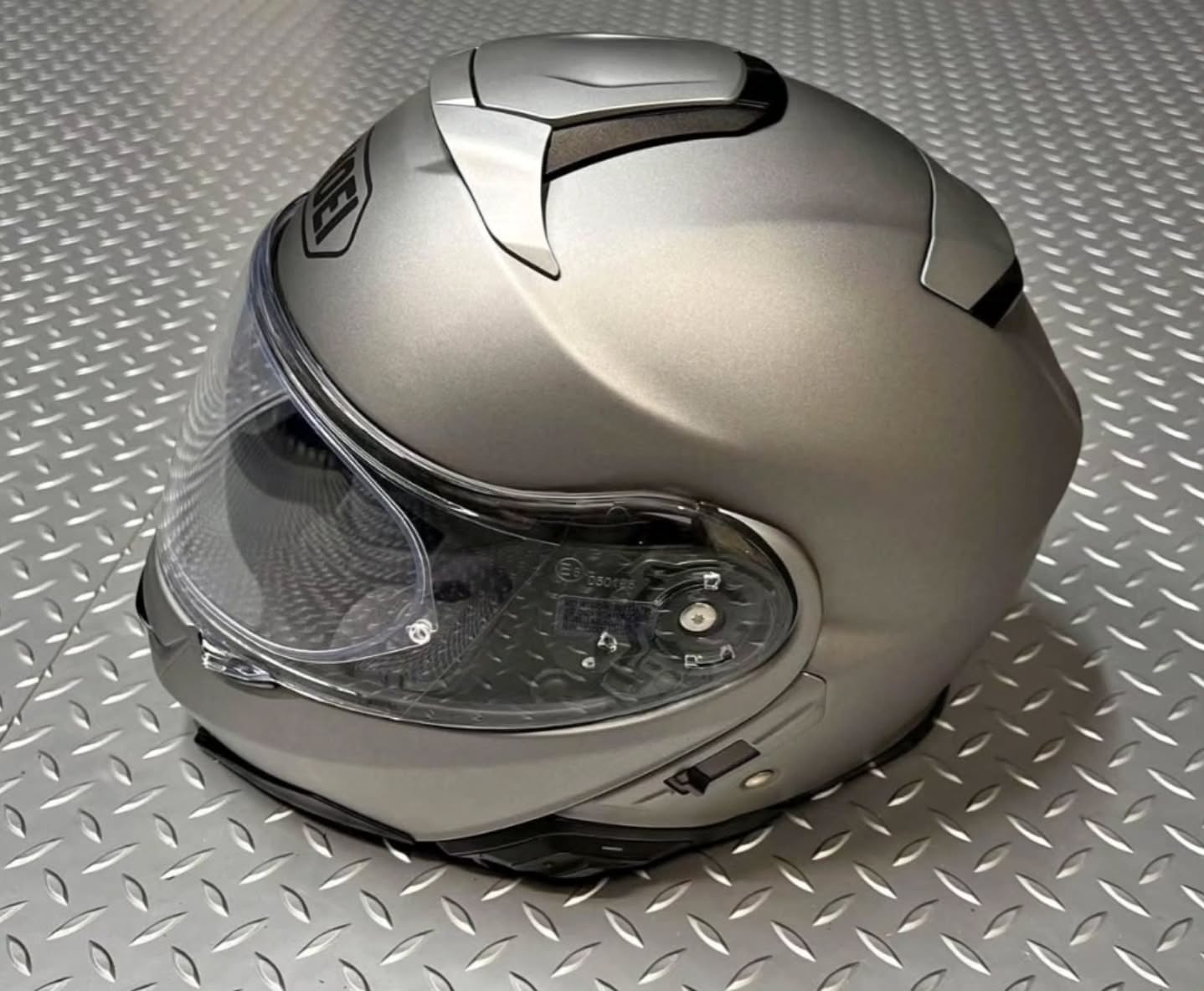 Shoei Neotec II Modular Helmet – Medium Size with Integrated SENA Bluetooth System - Image 3
