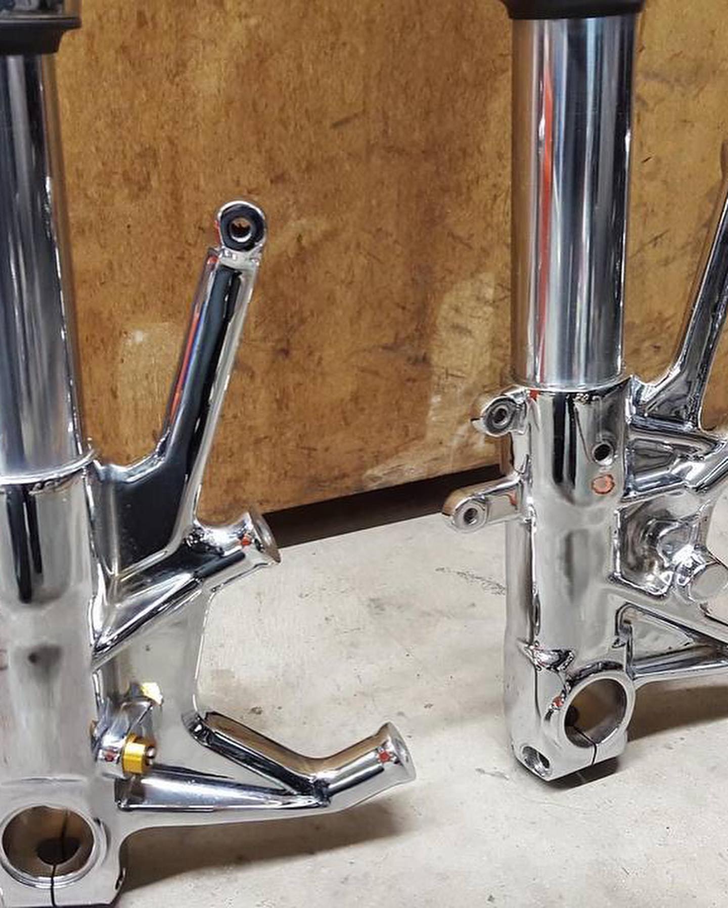 Front Forks for Kawasaki ZX-14 / ZZR1400 (2006–2011) – OEM Suspension - Image 4