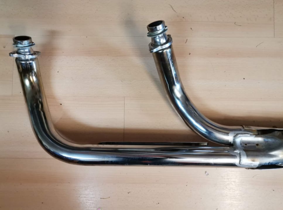 2000 Honda Shadow VT750CD Exhaust - Image 2