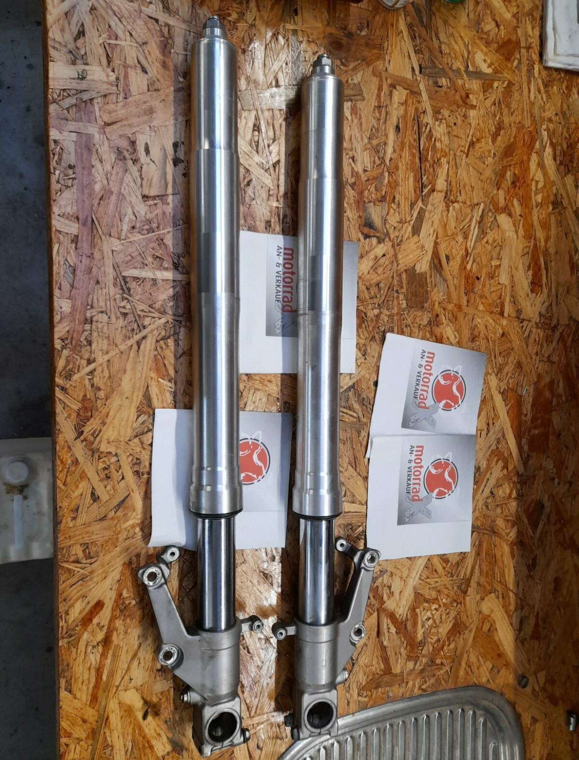 2004-2005 Suzuki GSXR 750 Front Forks